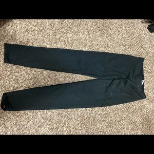 Nike Pro warm gear leggings with eyelets. Black, Small.